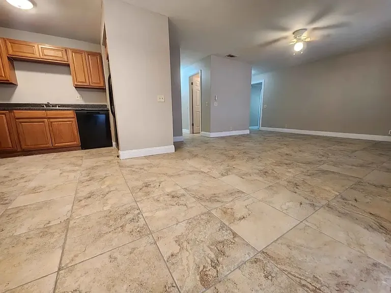 5601 Struthers Ct #5601 — Photo 1