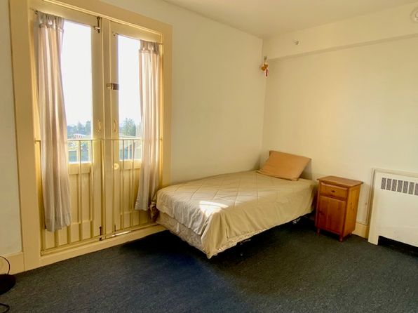 1815 Highland Pl Room 9