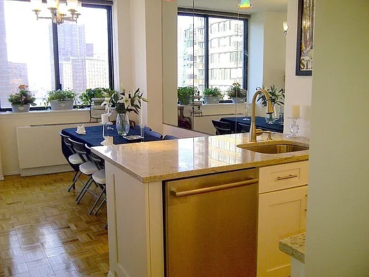 Rented by Wendy B. Gerber, LREB | media 8