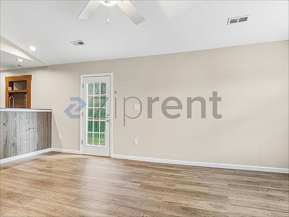 3rd image of 5200 Heins Rd