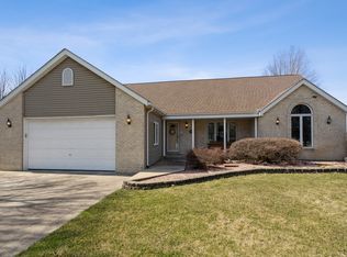 24712 S Sycamore St, Elwood, IL 60421