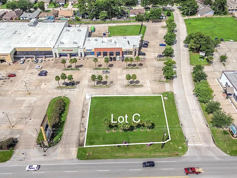 23221 Aldine Westfield Rd — Photo 2