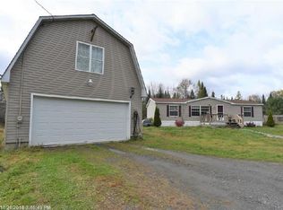 390 Molunkus Rd, Cornville, ME 04976