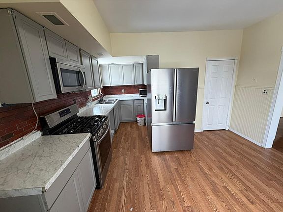 2nd image of 7 Sturdevant St