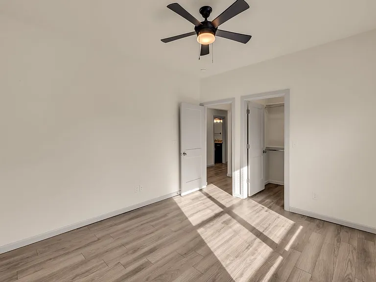 3503 E 21st St #3505 — Photo 16