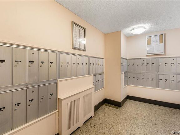 4th image of 30 Fleetwood Avenue #5G