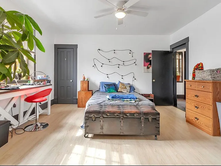 307 E Purl St #B — Photo 6