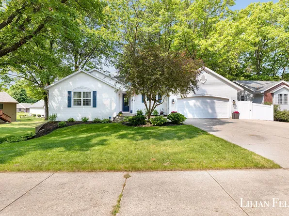 2474 Danton Dr SW, Wyoming, MI 49519