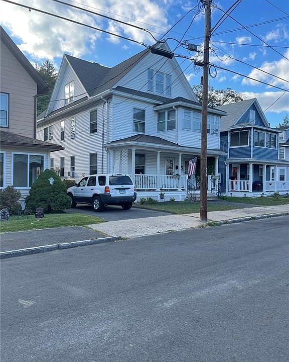 25 Holbrook St, Ansonia, CT 06401 Zillow