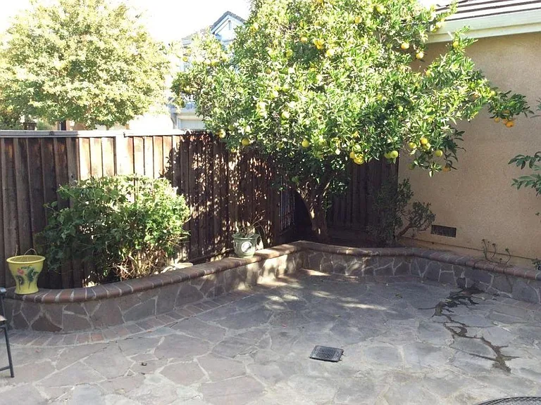 1884 Wayne Cir — Photo 9