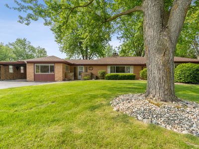 2141 W Reid Rd, Flint, MI, 48507