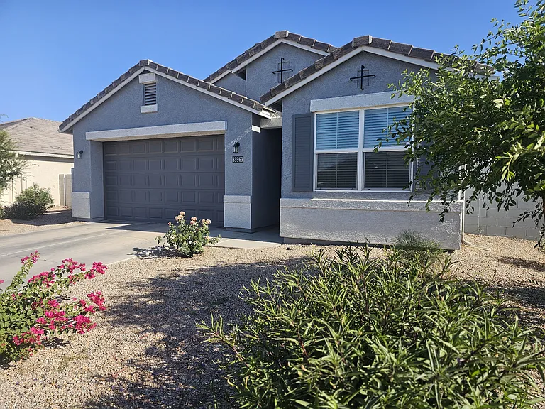 35963 W San Alvarez Ave — Photo 1