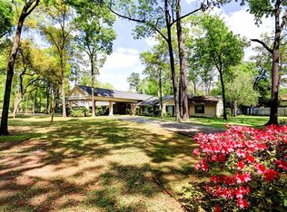 8818 Sandringham Dr, Houston, TX 77024