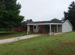 17653 100th St, Lindsay, OK 73052