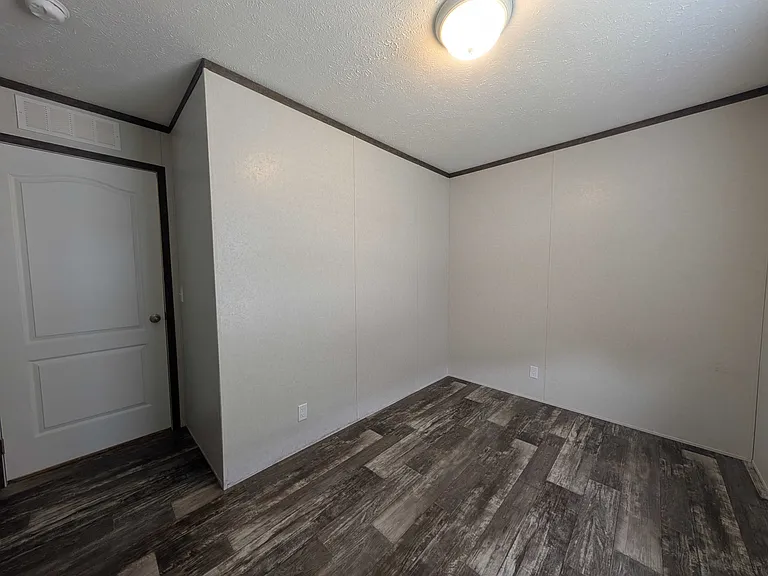 38000 Le Chateau Blvd #491 — Photo 12