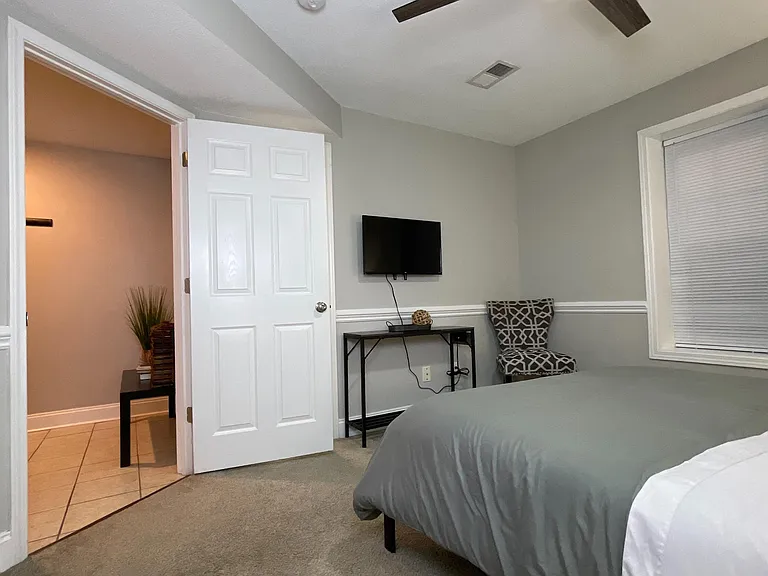 169 E Grand Ave #101 — Photo 6