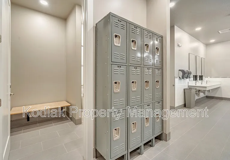 3199 S Claire Ave — Photo 21