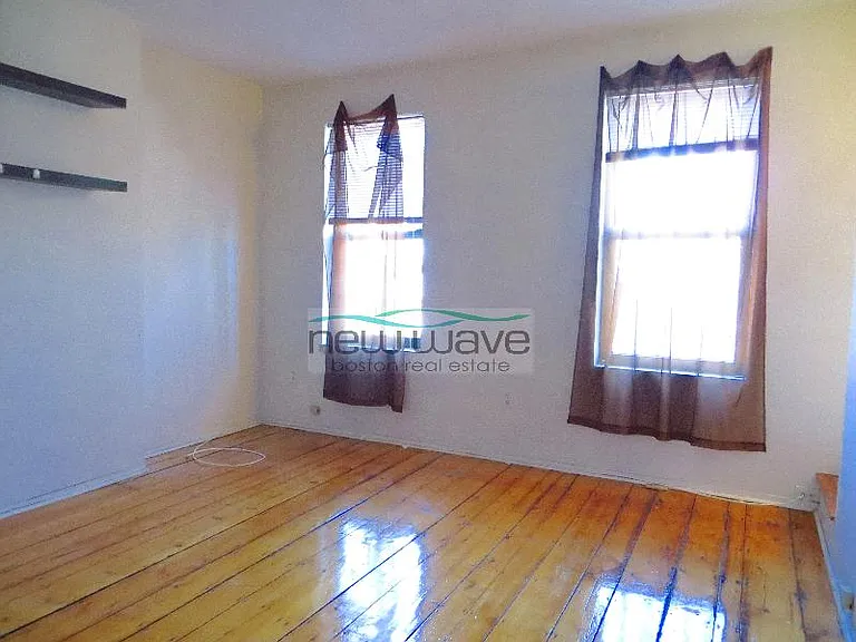 601 Tremont St #4 — Photo 14