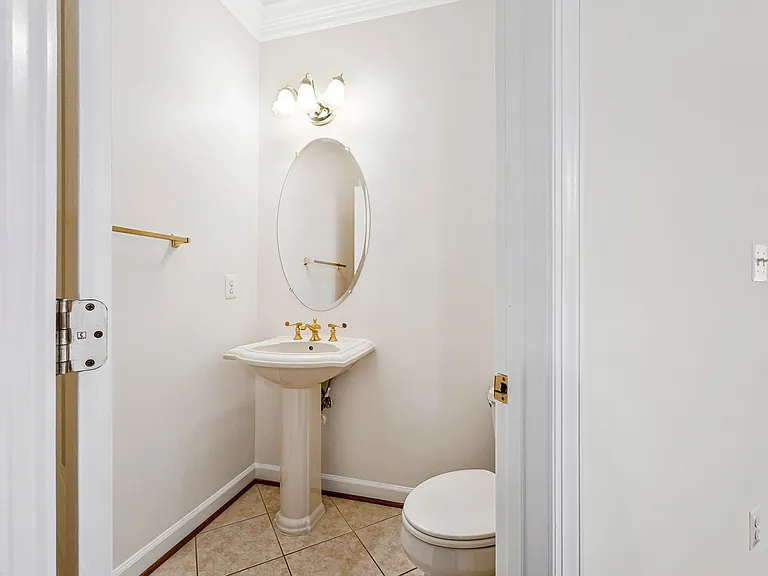 7720 Spoleto Ln — Photo 40