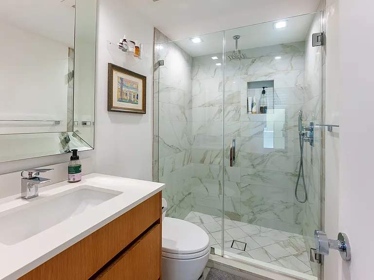 723 Westmount Dr #106 — Photo 15