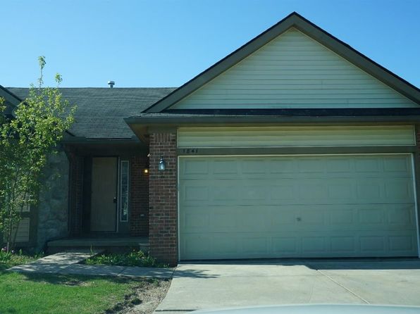 1841 Wexford Cir