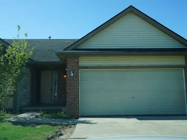 1841 Wexford Cir, Ypsilanti, MI 48198