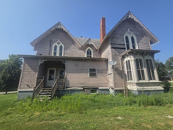 2nd image of 218 NW 6th Ave