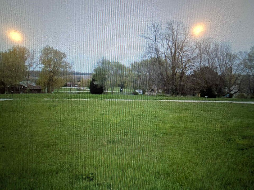 1st image of 1606 Larchmont Rd