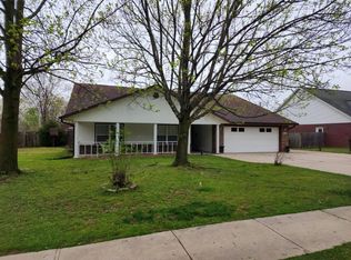 1604 S 15th Pl, Rogers, AR 72758