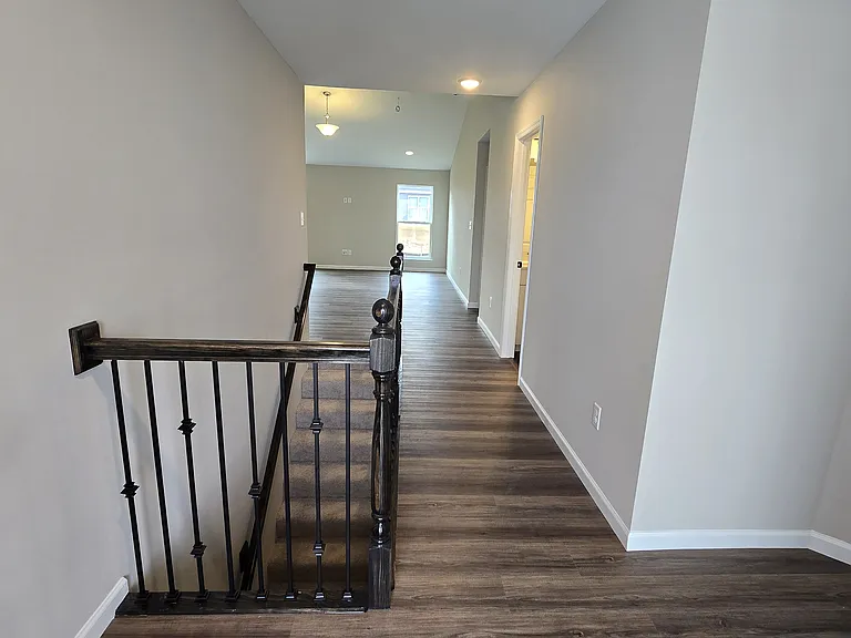 502 Apple Orchard Ln — Photo 3