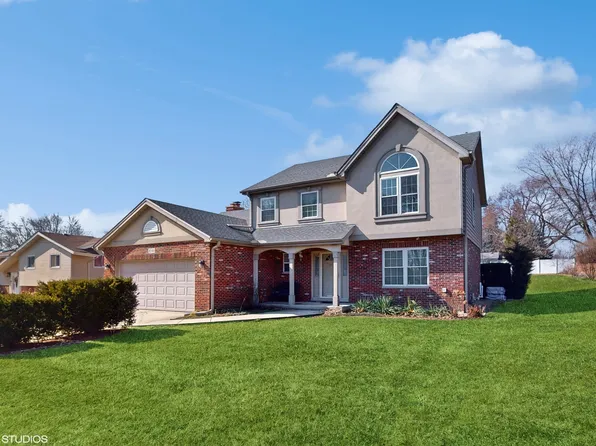 8540 S 84th Ave, Hickory Hills, IL 60457