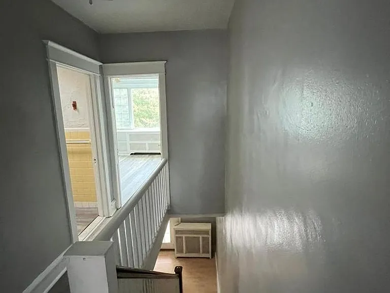 931 Granite St — Photo 5