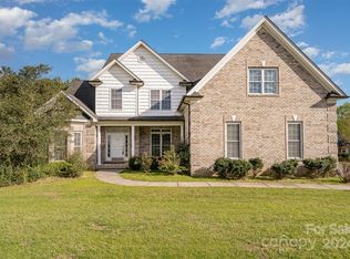 7836 Grimsby Cir, Harrisburg, NC 28075