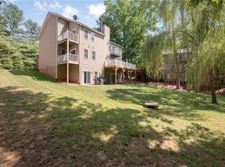 4532 Fernhaven Cir, Winston Salem, NC 27104