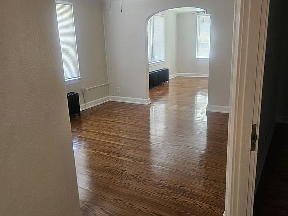 4th image of 1735 Highland Ave APT 3