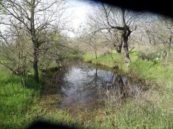 3398 Mas O Llan County Rd, Art, TX 76820