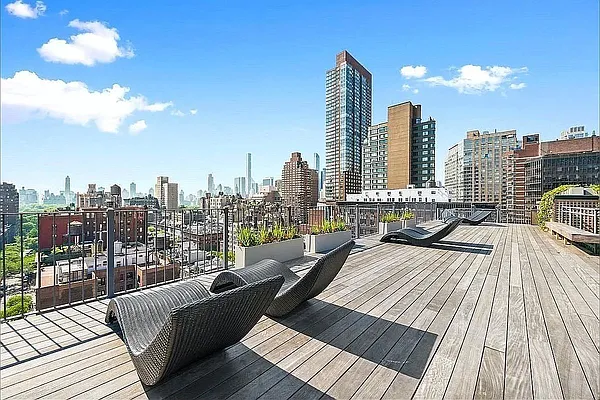 Rented by REAL New York | media 7