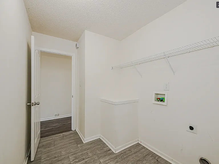 12819 Slade Castle Ct — Photo 16