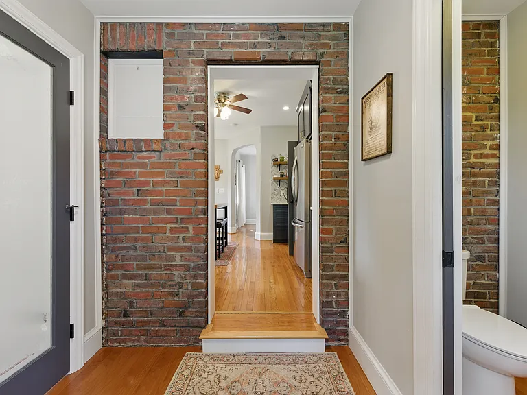 5010 Gosnold Ave — Photo 35