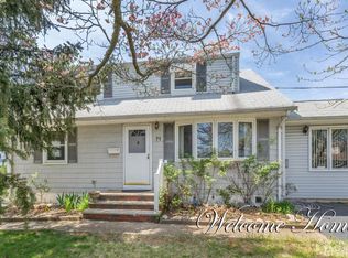 71 Hilliard Rd, Old Bridge, NJ 08857