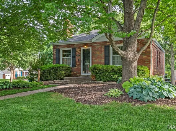 9102 White Ave, Saint Louis, MO 63144