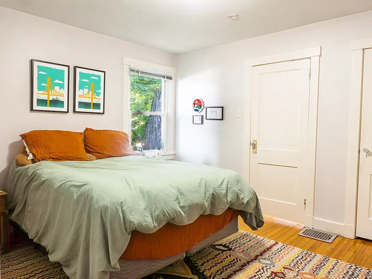 1437 N Saint Clair St — Photo 10