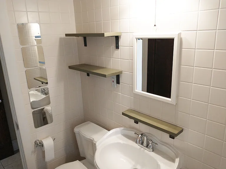 1315 29th Ave NE #1 — Photo 17