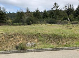 180 Ridge View Ct, Fortuna, CA 95540