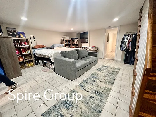 Rented by Spire Group | media 2