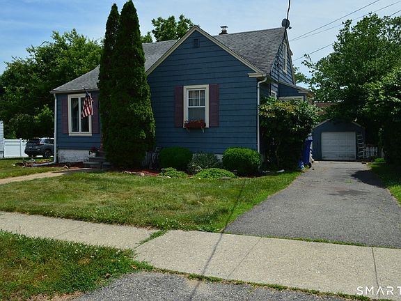 2nd image of 421 Wakelee Avenue