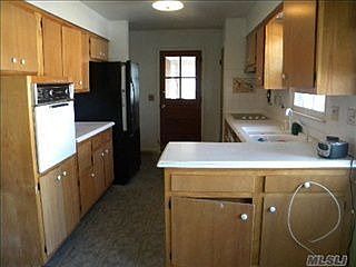 2nd image of 1541 Jefferson Ave