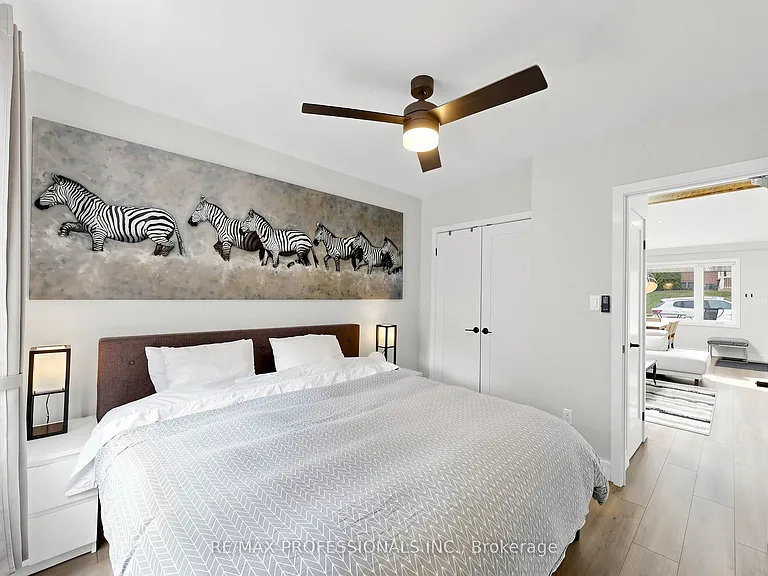 59 Lonborough Ave — Photo 12