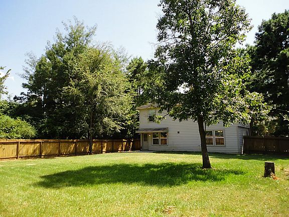 4th image of 12918 Victoria Regina Dr