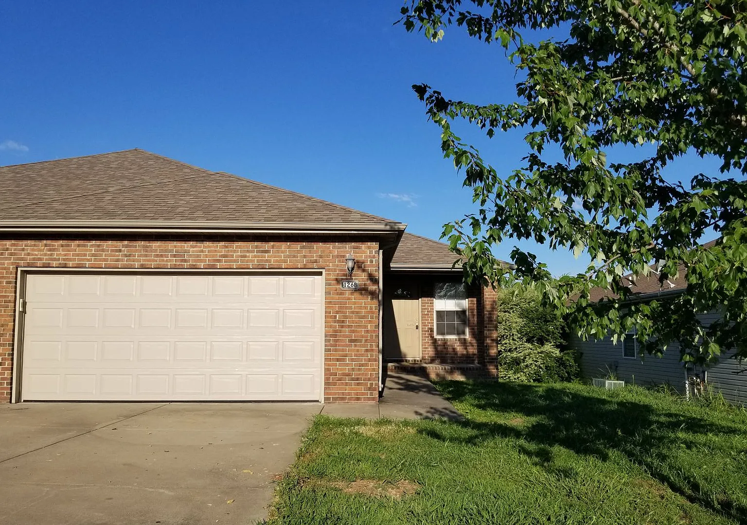 Hello Rogersville! 3 Bedroom Ready For You! — Photo 1